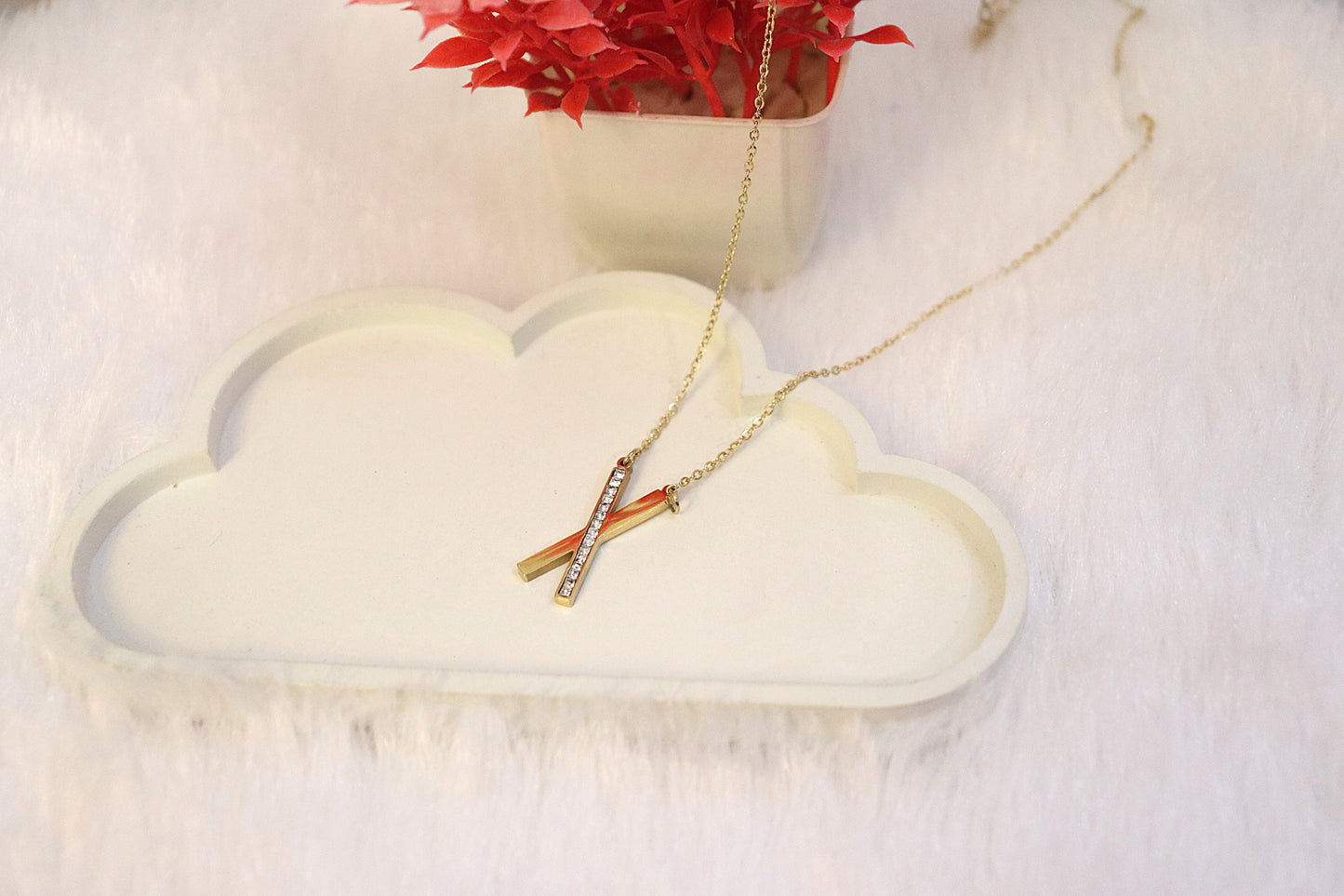 Elegant Dual-Bar Crystal Pendant Neckpiece
