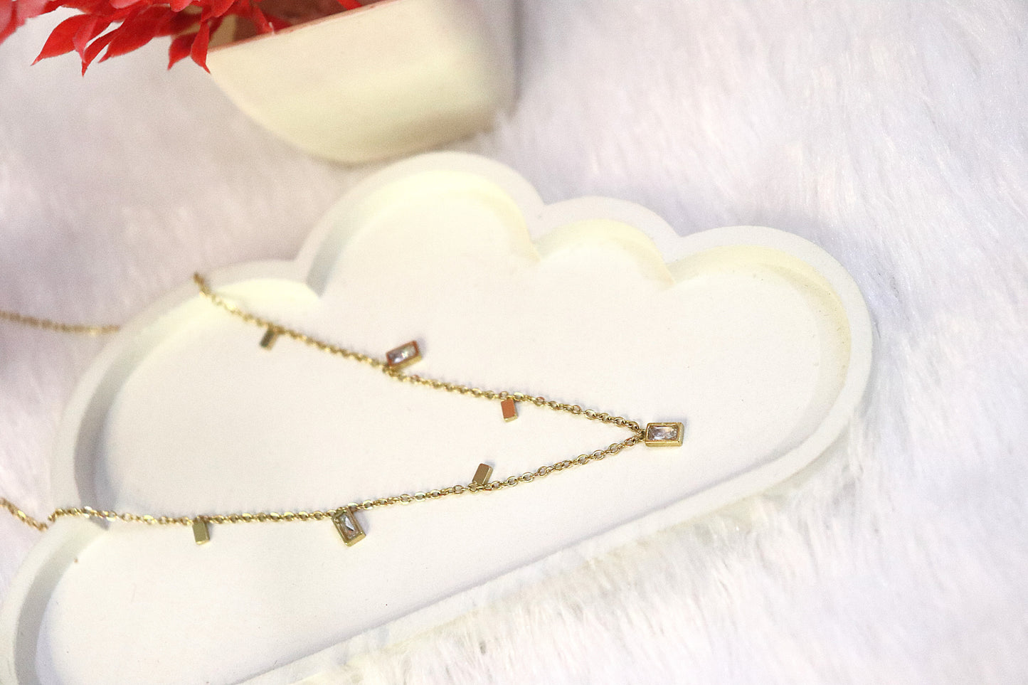 Minimalist Gold-Plated Baguette Stone Neckpiece