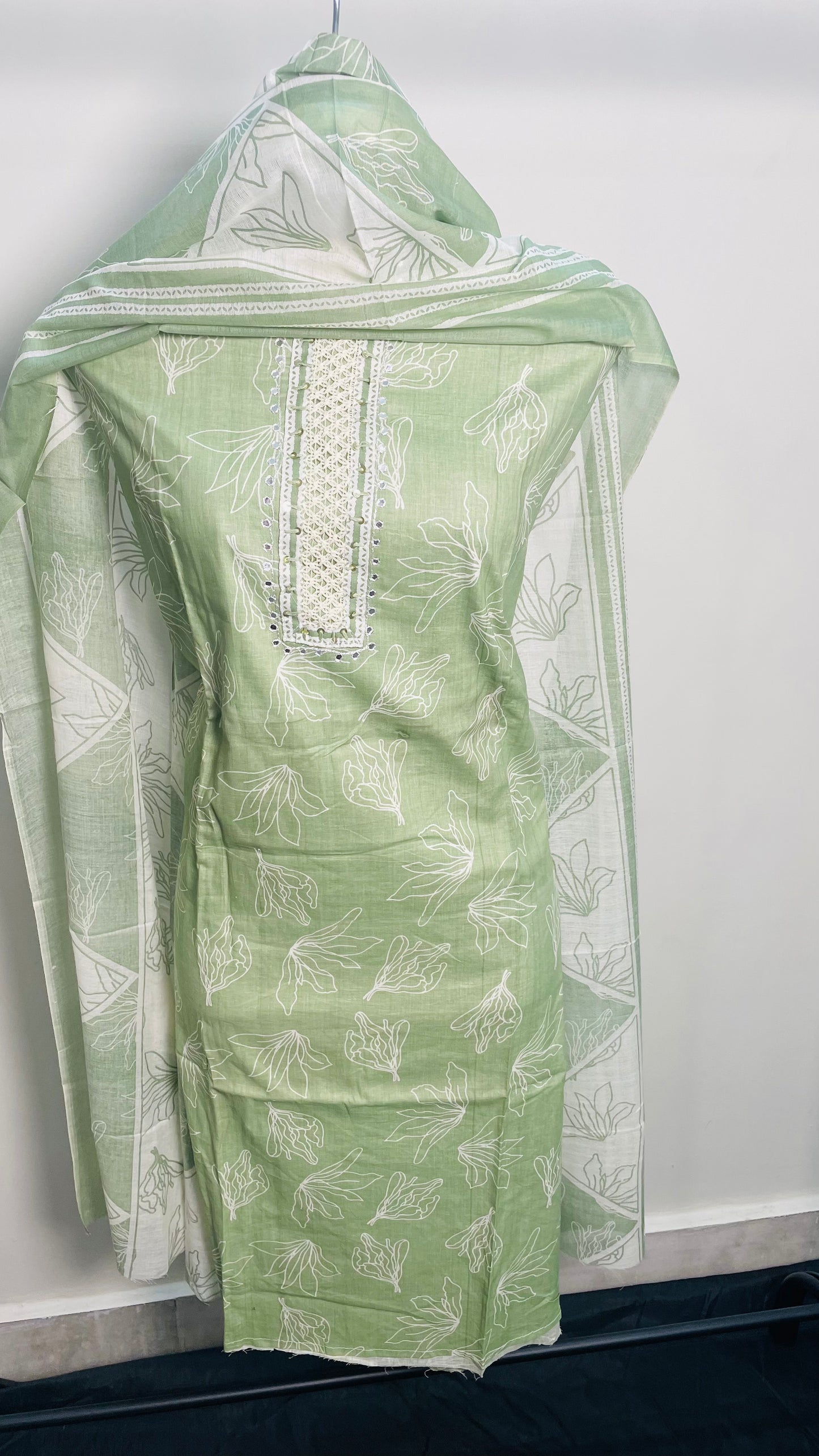 Elegant Earth-Toned Floral Unstitched Cotton Suit