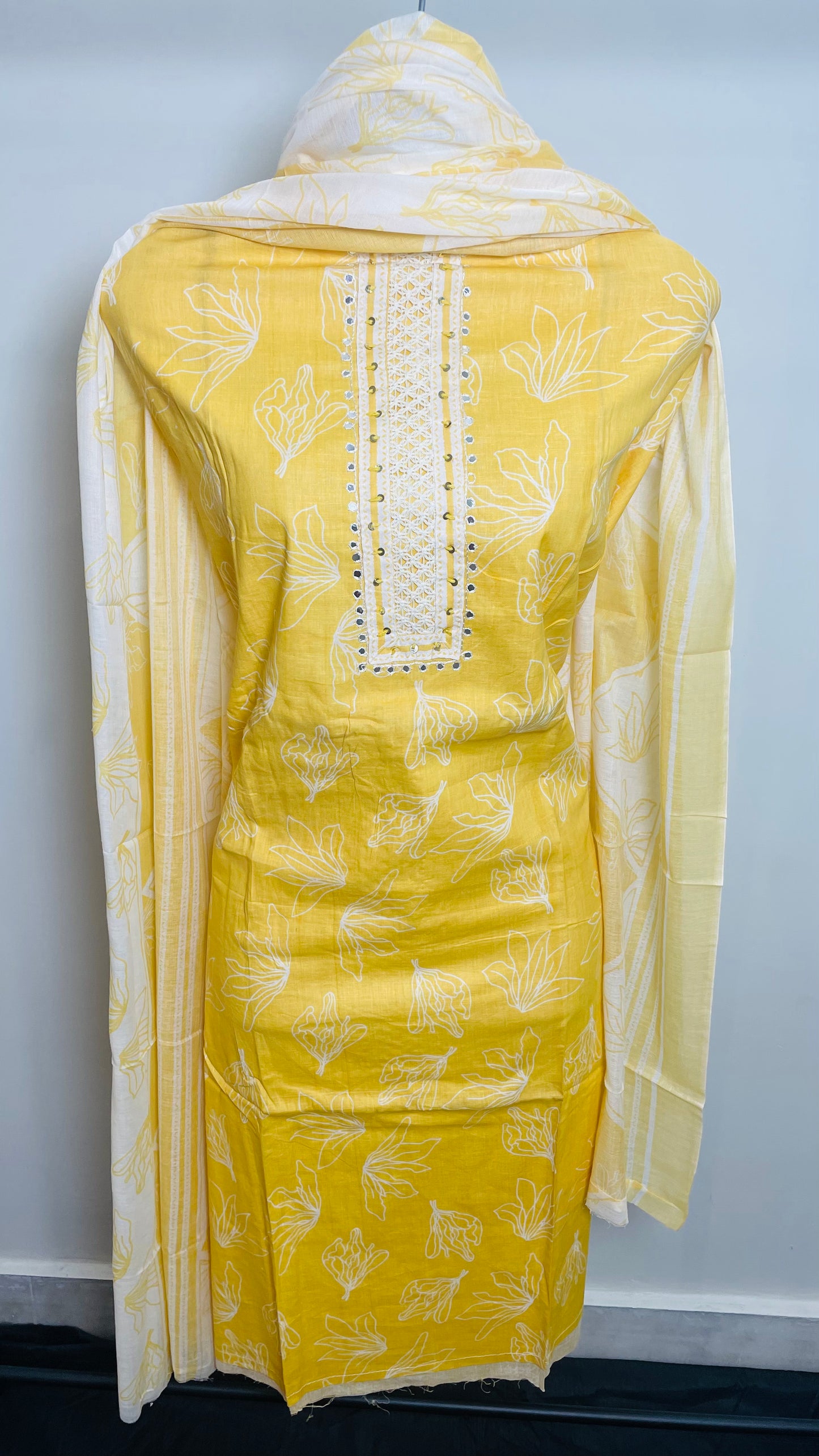 Elegant Earth-Toned Floral Unstitched Cotton Suit