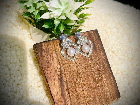 Pearl Elegance Diamond Stud Earrings